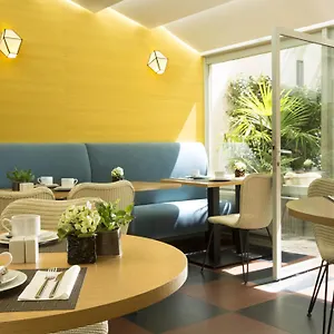 A La Des Artistes Hotell Paris